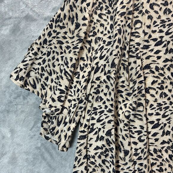 JM Collection Cheetah Animal Print Flowy Sleeves Top Blouse Size 3X - Picture 7 of 9